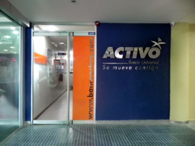 Banco Activo - foto